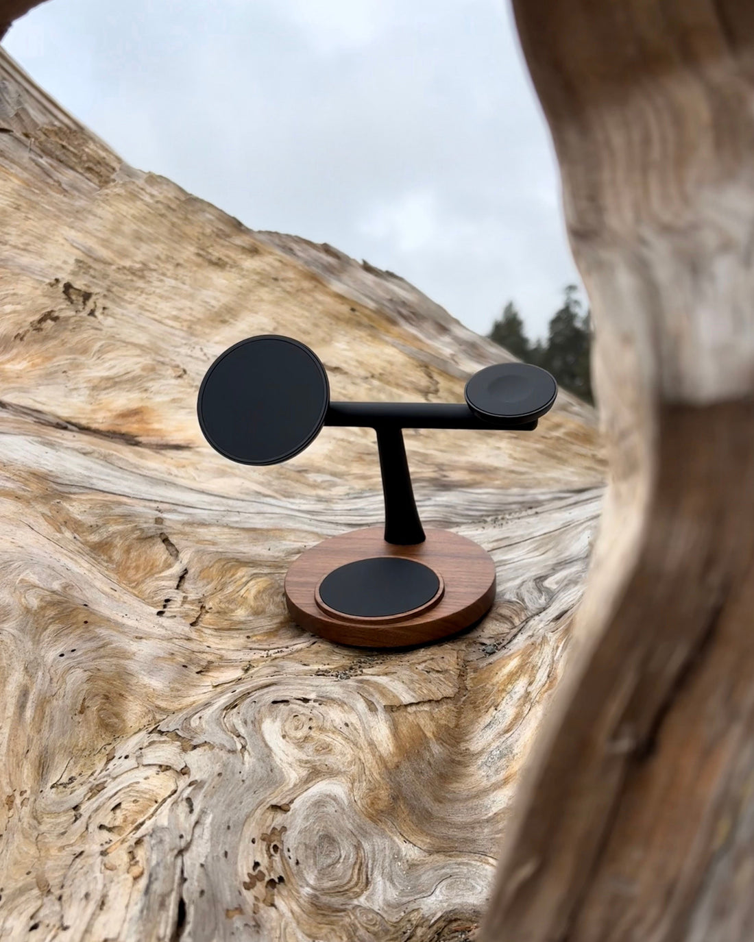 What Makes ZenStand the Best Wooden Wireless Charger?