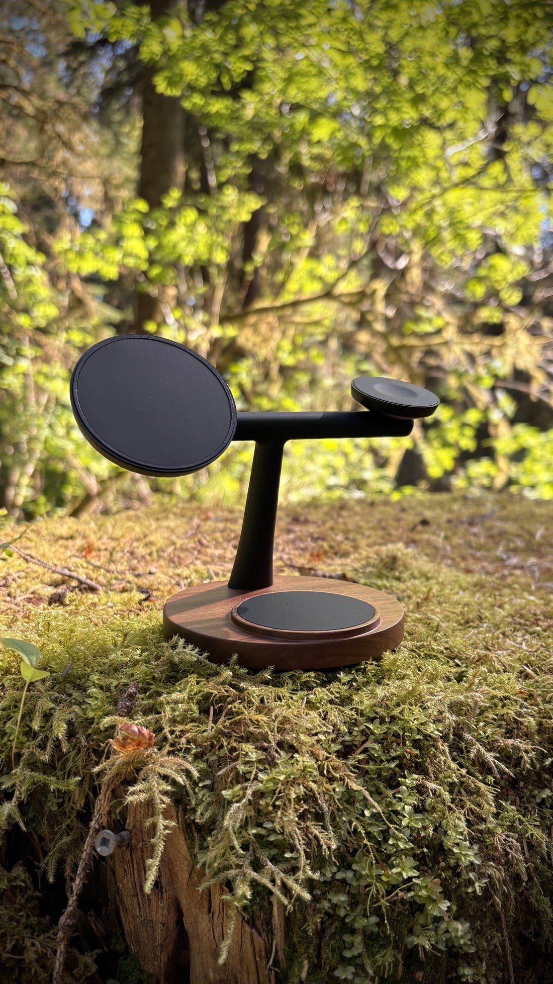 The Award-Winning Walnut MagSafe Charger: Inside the Design of the ZenStand